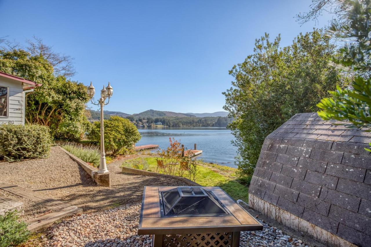 Regatta Park Lake House Линкольн-Сити Экстерьер фото