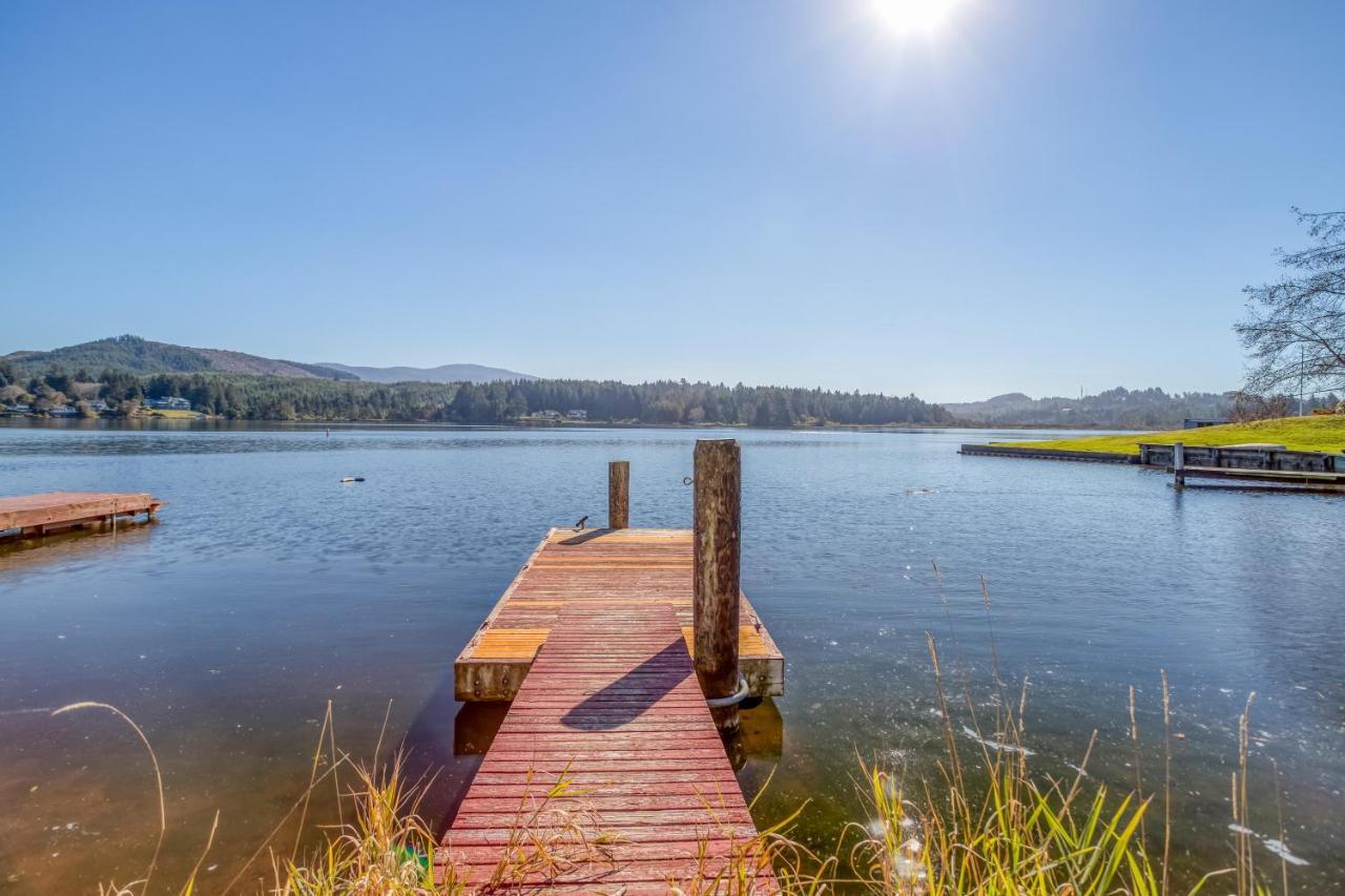 Regatta Park Lake House Линкольн-Сити Экстерьер фото